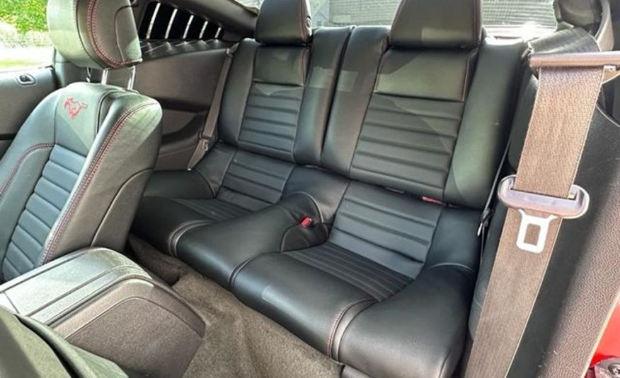 Ford Mustang 3.7 Coupe Automat Xenony kůže 1. majitel