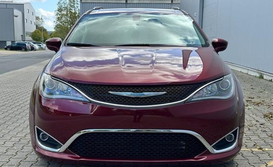 Chrysler Pacifica 3.6 LPG  kůže  7místná  DVD