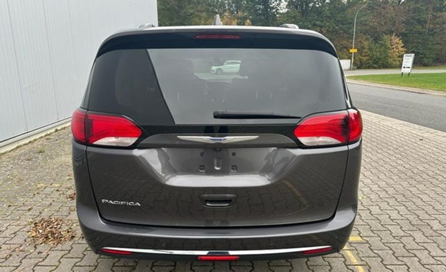 Chrysler Pacifica 3.6 LPG kůže 7místná DVD