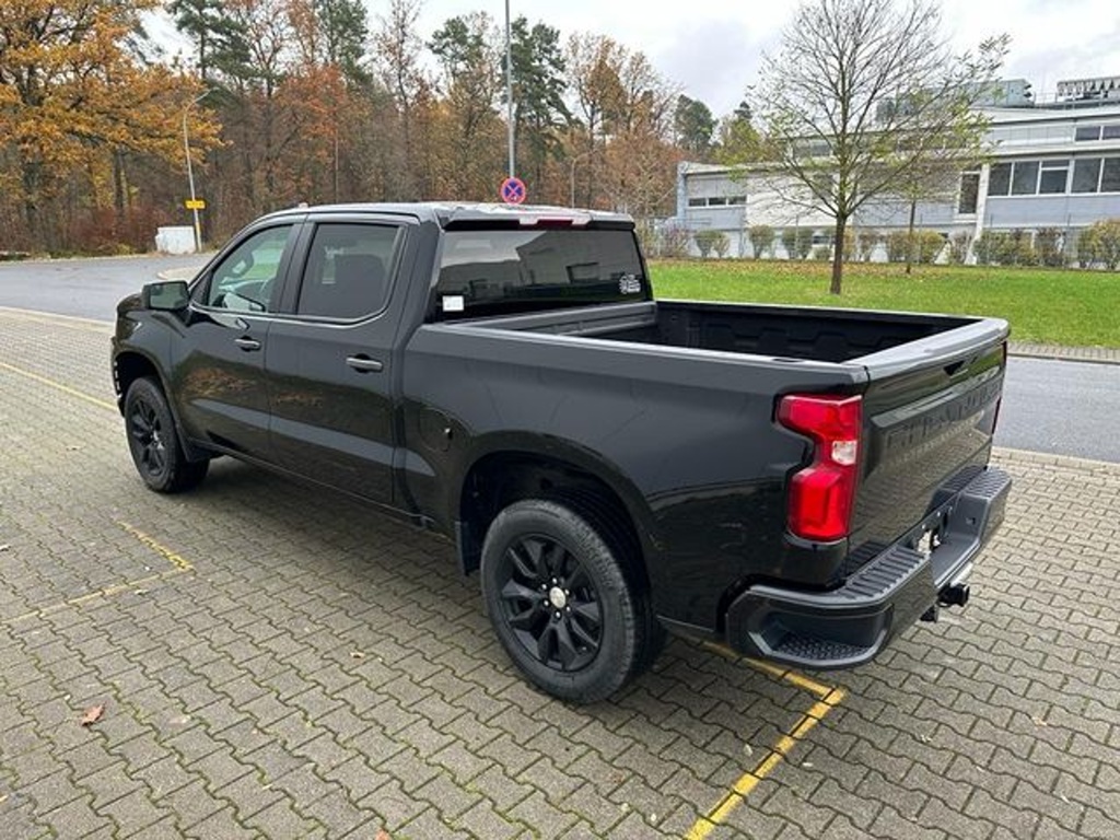 Chevrolet SILVERADO 4.3 4×4 kůže 6 míst Night Paket