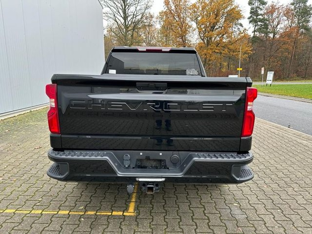 Chevrolet SILVERADO 4.3 4×4 kůže 6 míst Night Paket