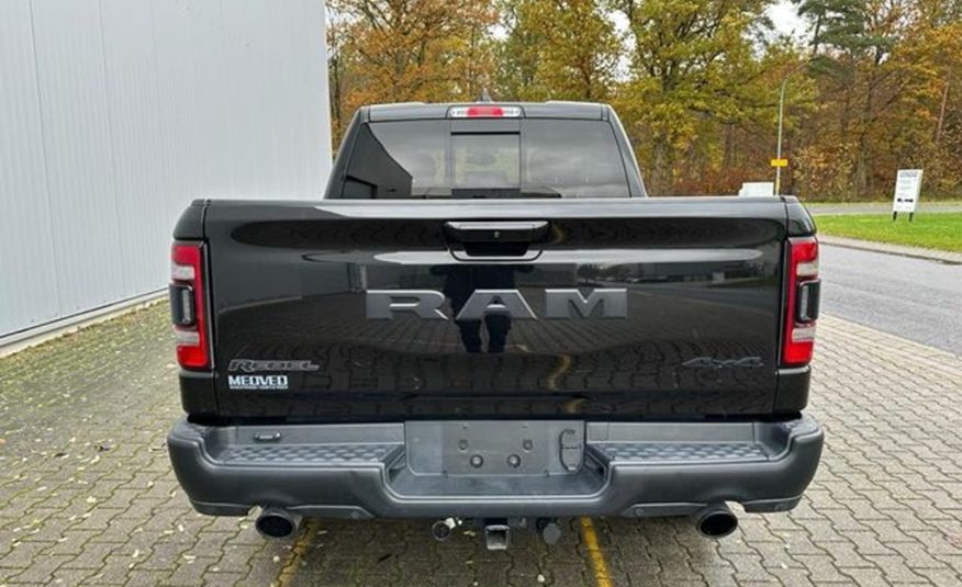 RAM 5.7 REBEL CREWCAB Kůže 4×4  LPG