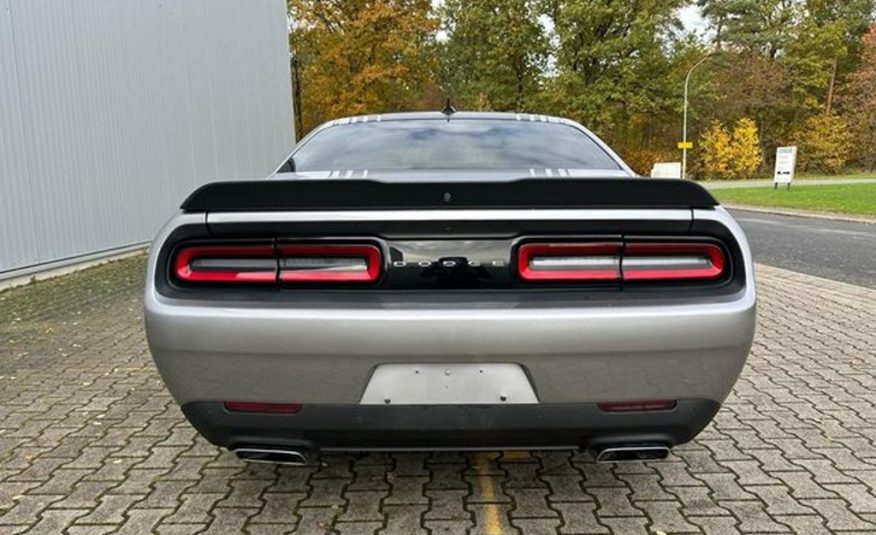 Dodge Challenger 5,7 Shaker Super track