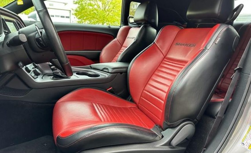 Dodge Challenger 5,7 Shaker Super track