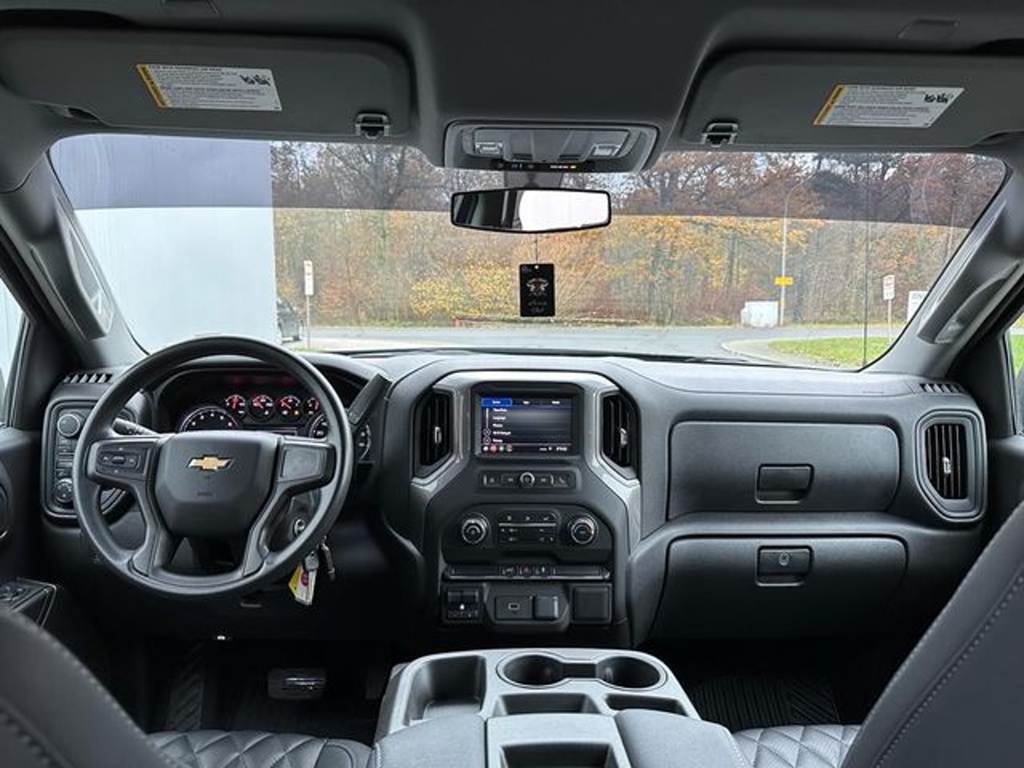Chevrolet SILVERADO 4.3 4×4 kůže 6 míst Night Paket