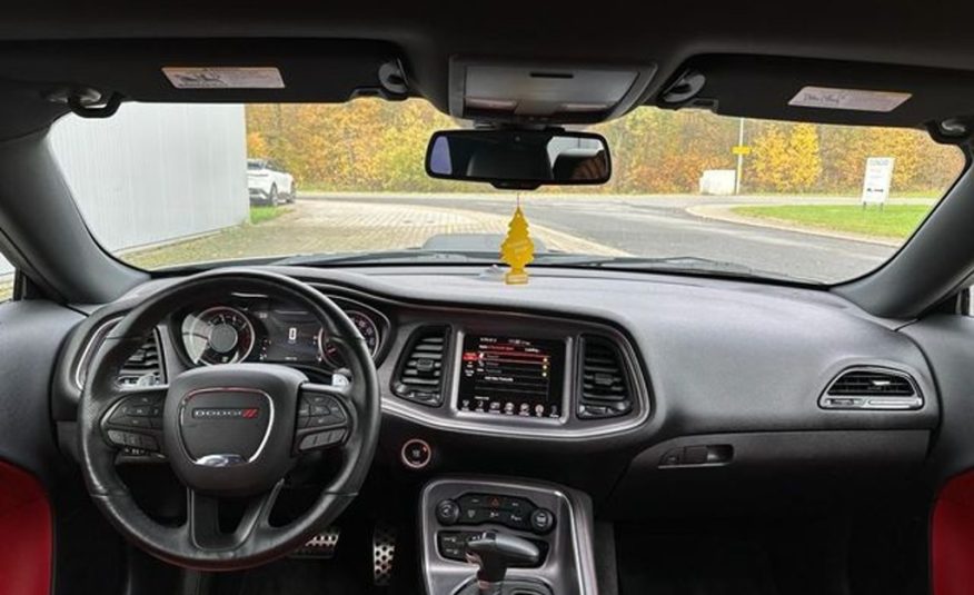 Dodge Challenger 5,7 Shaker Super track