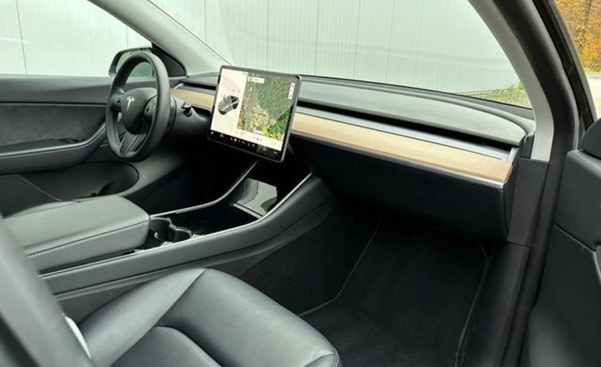 Tesla Model Y – 4×4 s Dualmoto