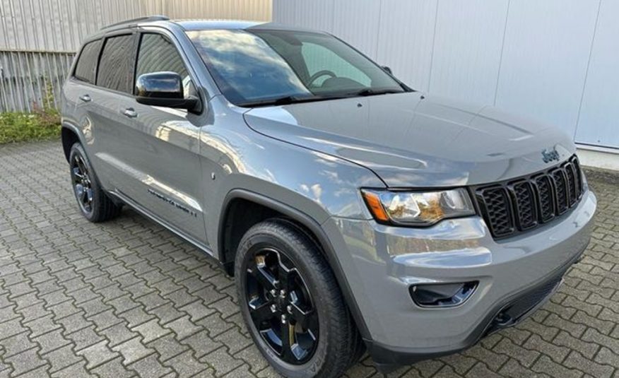 Jeep Grand Cherokee 3.6 4×4 kůže  20 palců kola