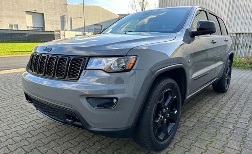 Jeep Grand Cherokee 3.6 4×4 kůže  20 palců kola