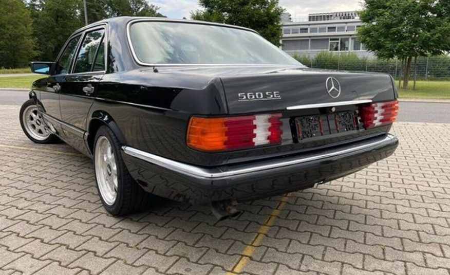 Mercedes-Benz 560 SE