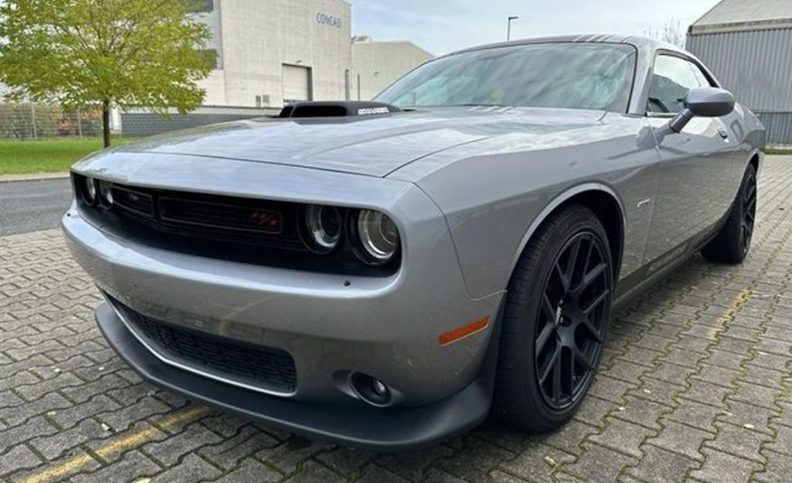 Dodge Challenger 5,7 Shaker Super track