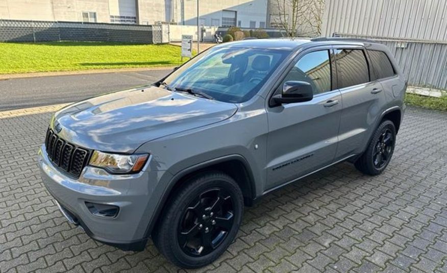 Jeep Grand Cherokee 3.6 4×4 kůže  20 palců kola