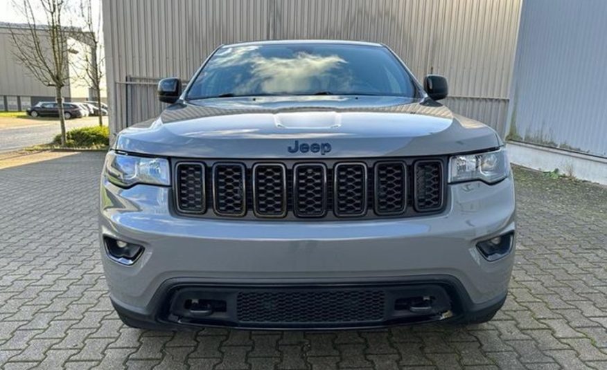 Jeep Grand Cherokee 3.6 4×4 kůže  20 palců kola