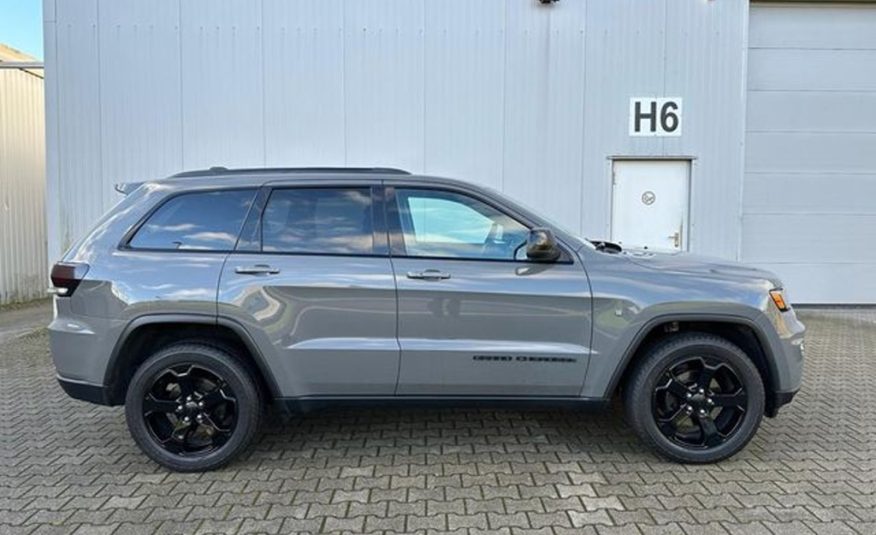 Jeep Grand Cherokee 3.6 4×4 kůže  20 palců kola