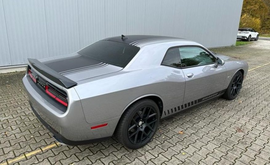 Dodge Challenger 5,7 Shaker Super track
