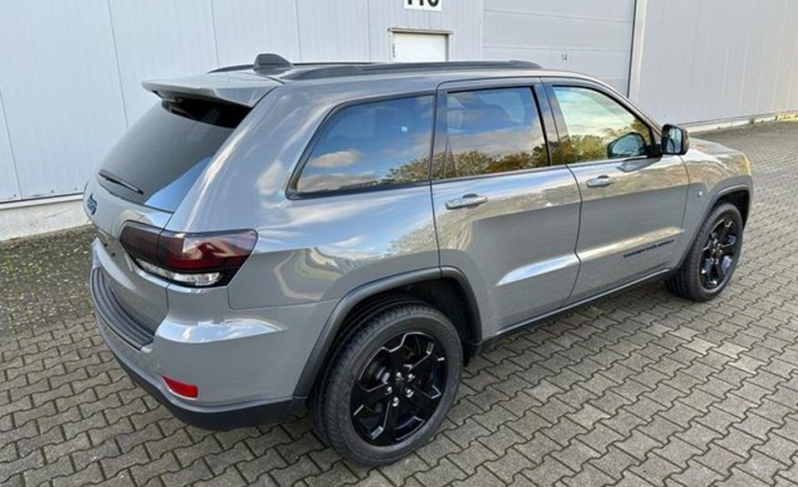 Jeep Grand Cherokee 3.6 4×4 kůže  20 palců kola