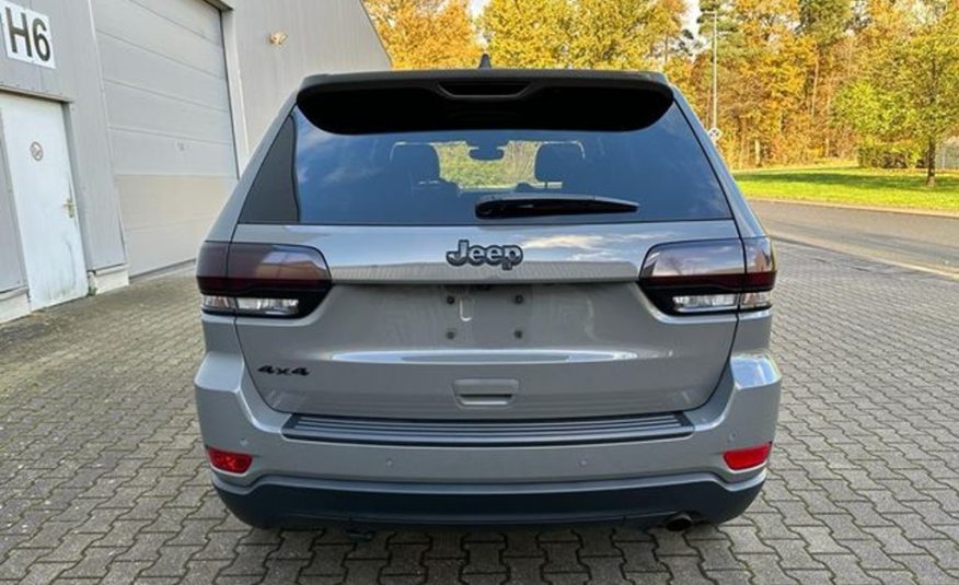 Jeep Grand Cherokee 3.6 4×4 kůže  20 palců kola
