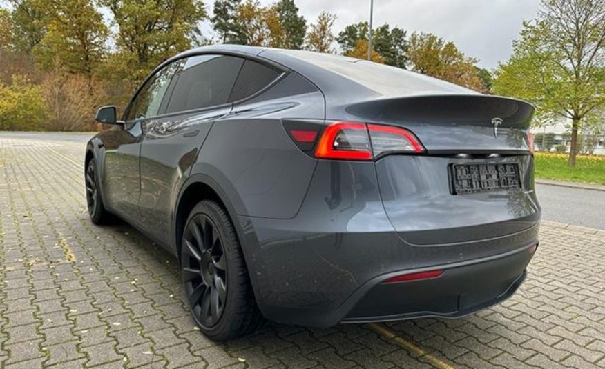 Tesla Model Y – 4×4 s Dualmoto
