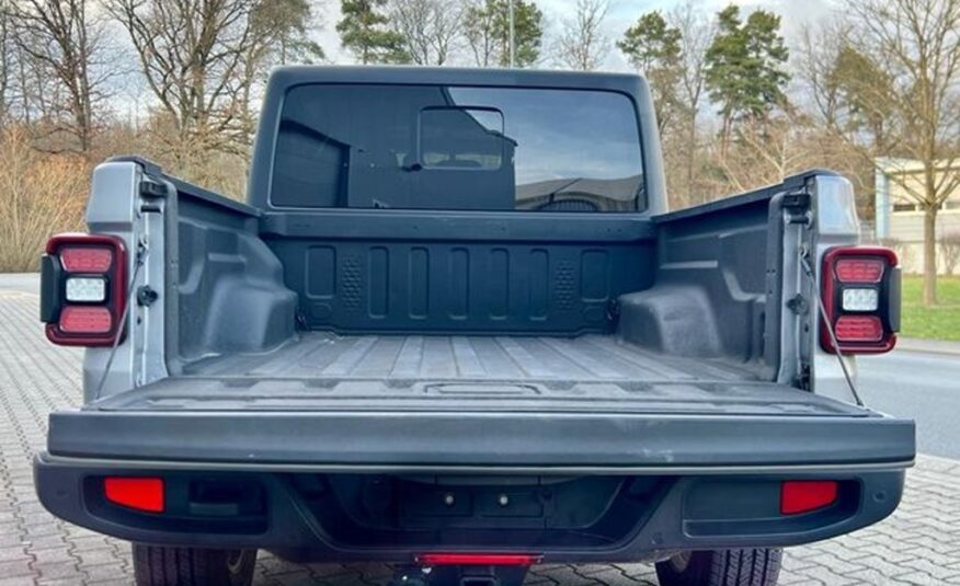 Jeep Gladiator Overland 3.6 4×4 Kůže LED