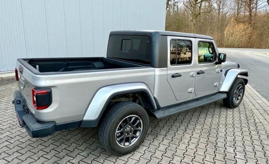 Jeep Gladiator Overland 3.6 4×4 Kůže LED