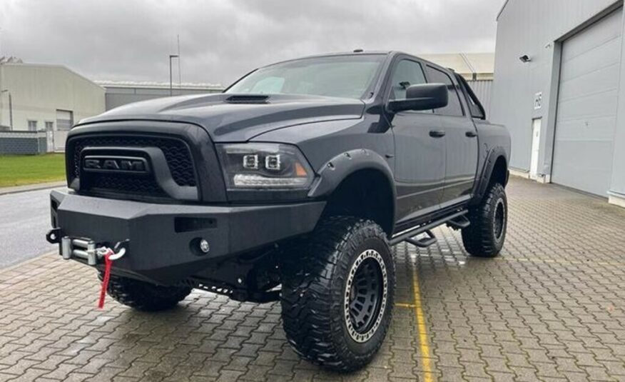Dodge RAM 5.7 4X4 MONSTER OFFROAD 11″ 8rychlostní LPG