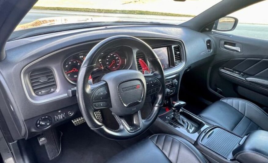 Dodge Charger 5.7 R/T Trackpak LED kamera LPG
