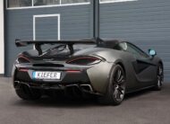 McLaren 570S 3.8 V8 kupé/karbon