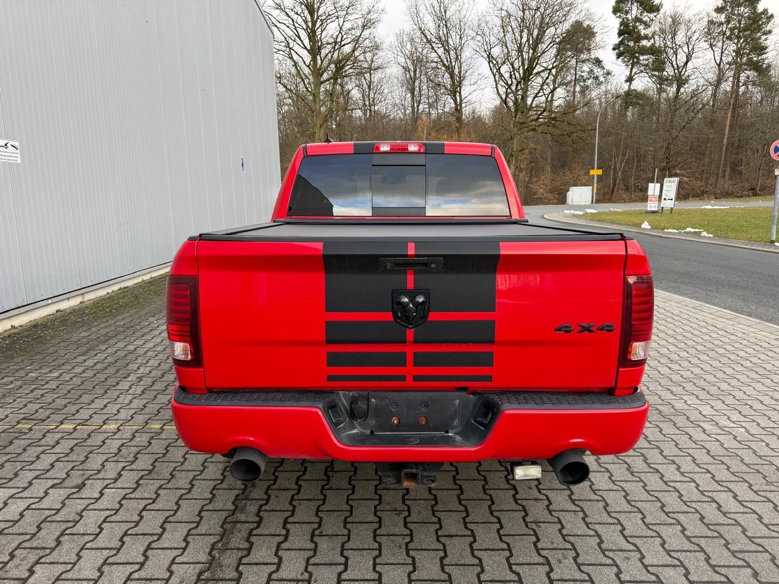 Dodge RAM 5.7 SPORT  CREWCAB
