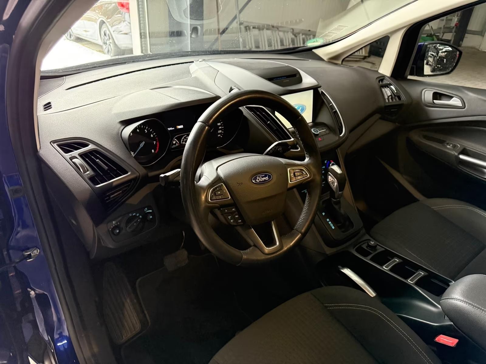 Ford C-Max 1.5 EcoBoost automatická převodovka