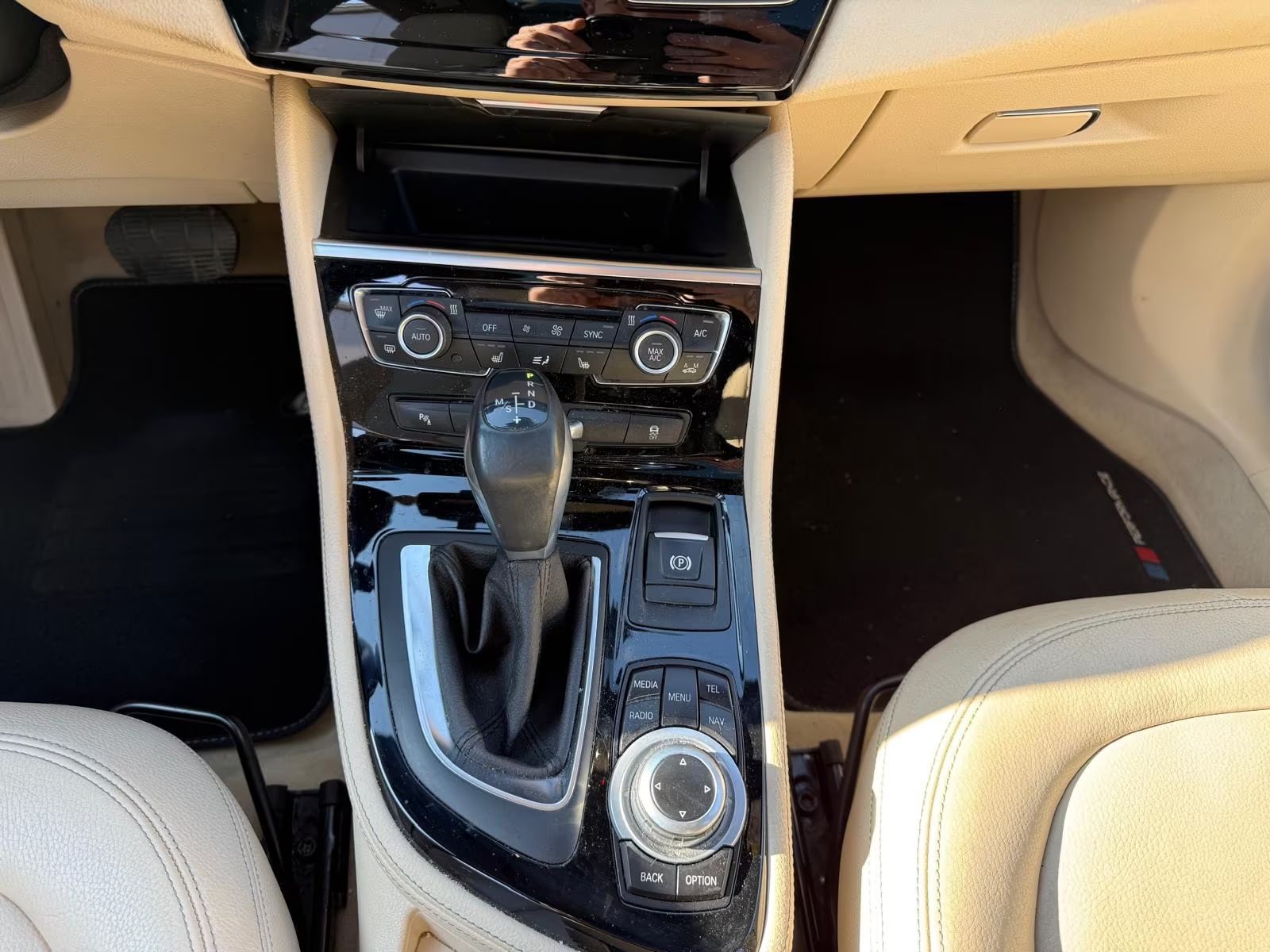 BMW 218 2 Active Tourer 218 d Luxury Line Tažné