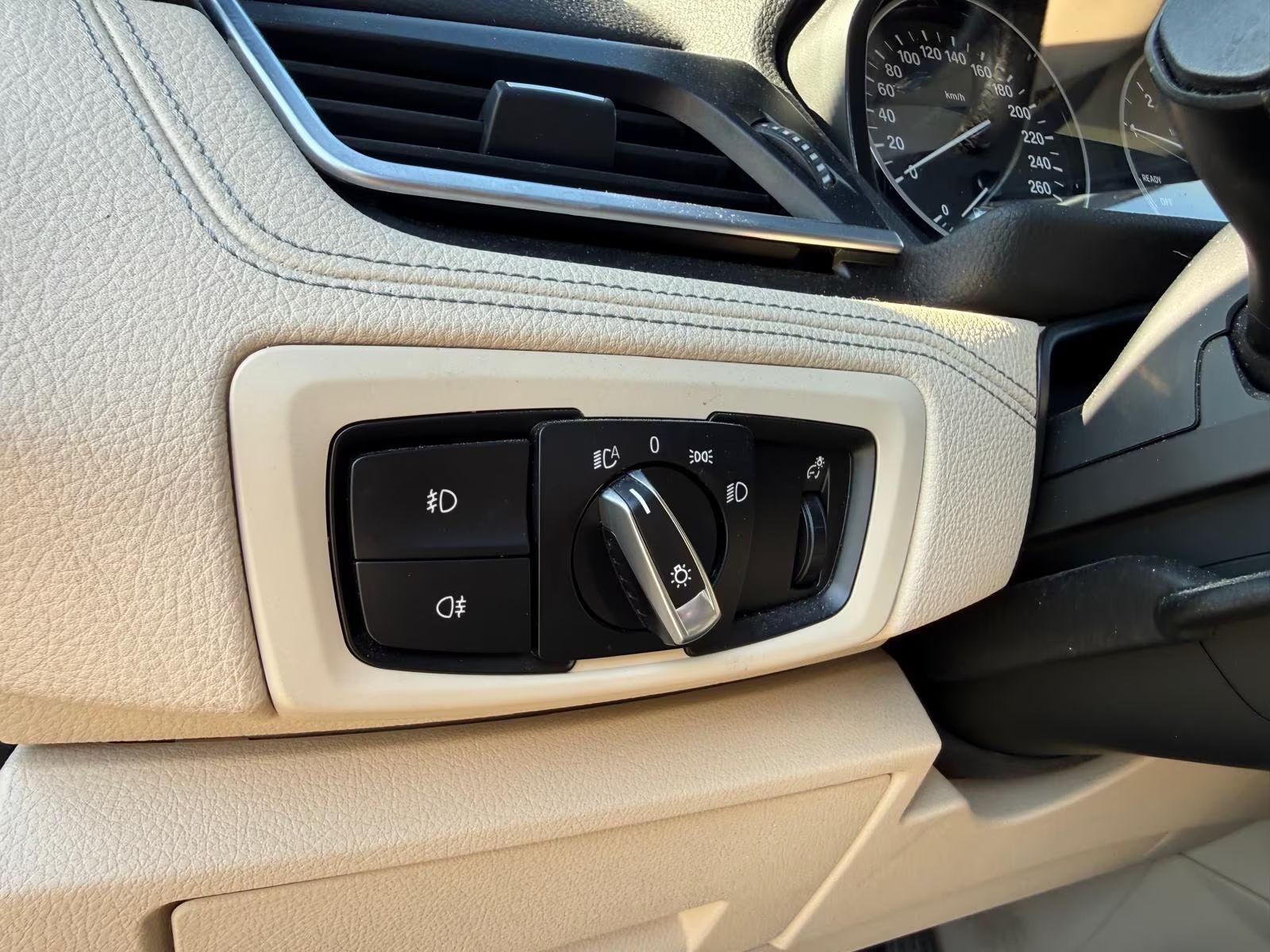 BMW 218 2 Active Tourer 218 d Luxury Line Tažné