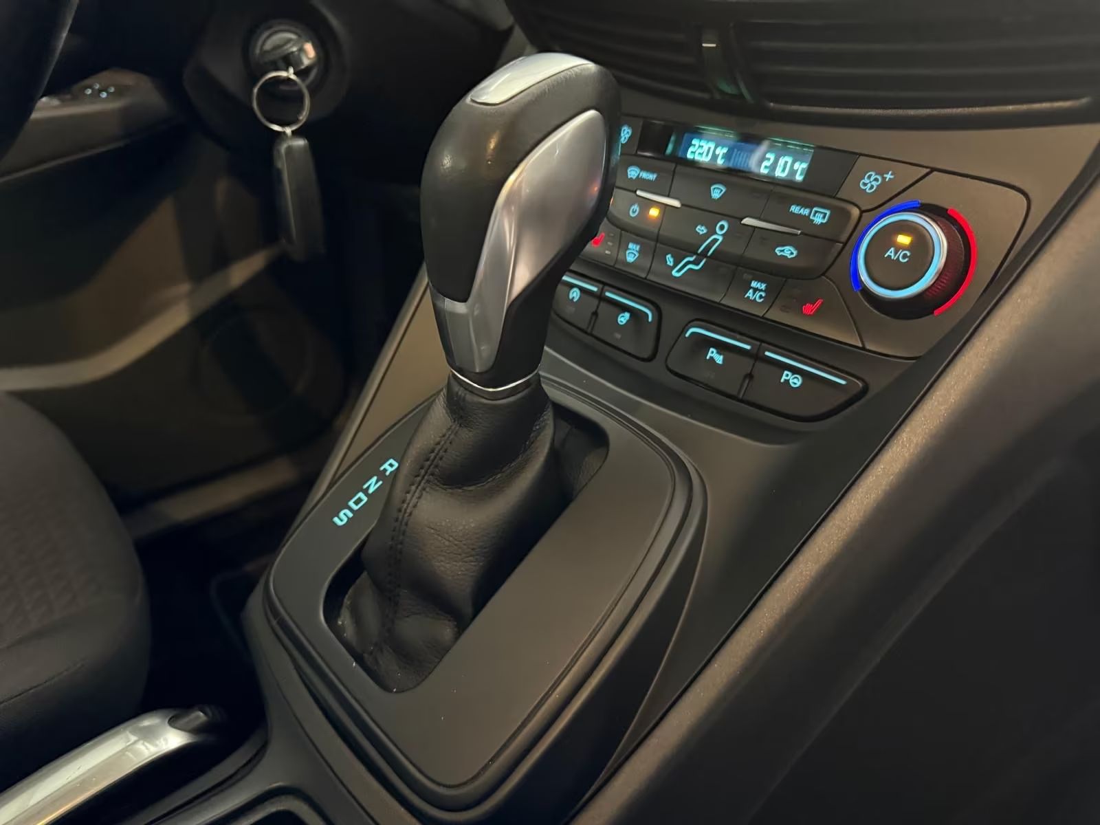 Ford C-Max 1.5 EcoBoost automatická převodovka