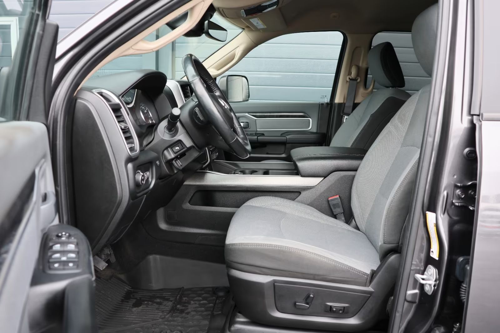 Dodge RAM 2500 6,7L Diesel BIG HORN CREW CAB 4X4