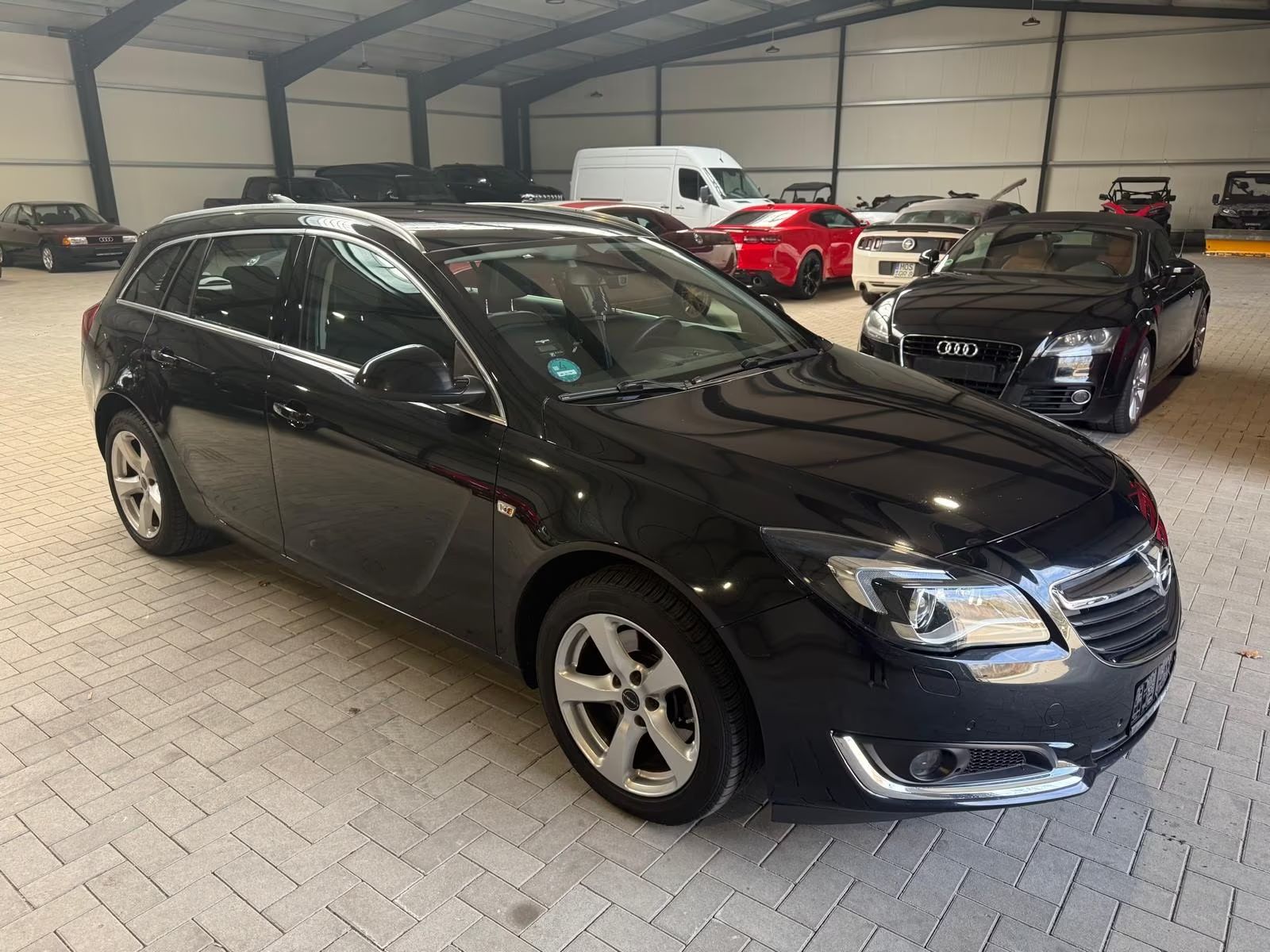 Opel Insignia Sports Tourer Automat,tažné