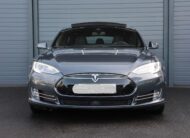 Tesla Model S 85D bez nehod