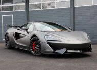 McLaren 570S 3.8 V8 kupé/karbon