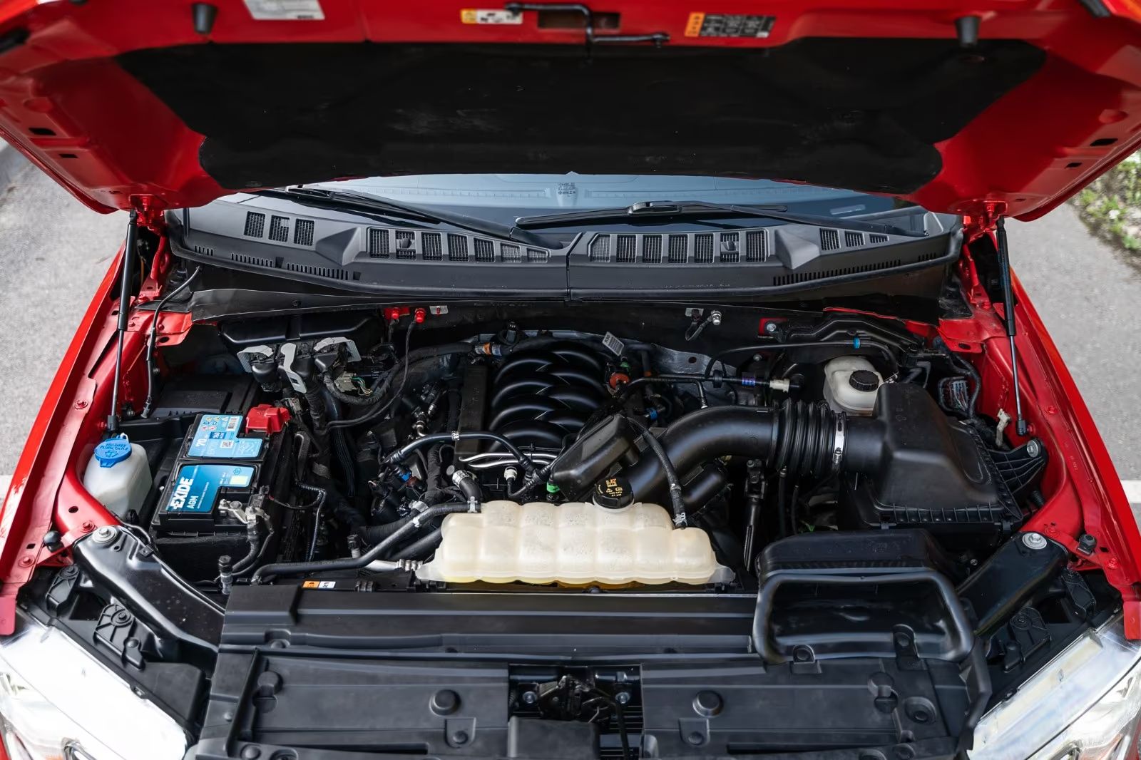 Ford F 150  5.0 LARIAT 4×4/ACC/Tažné/360°kamera