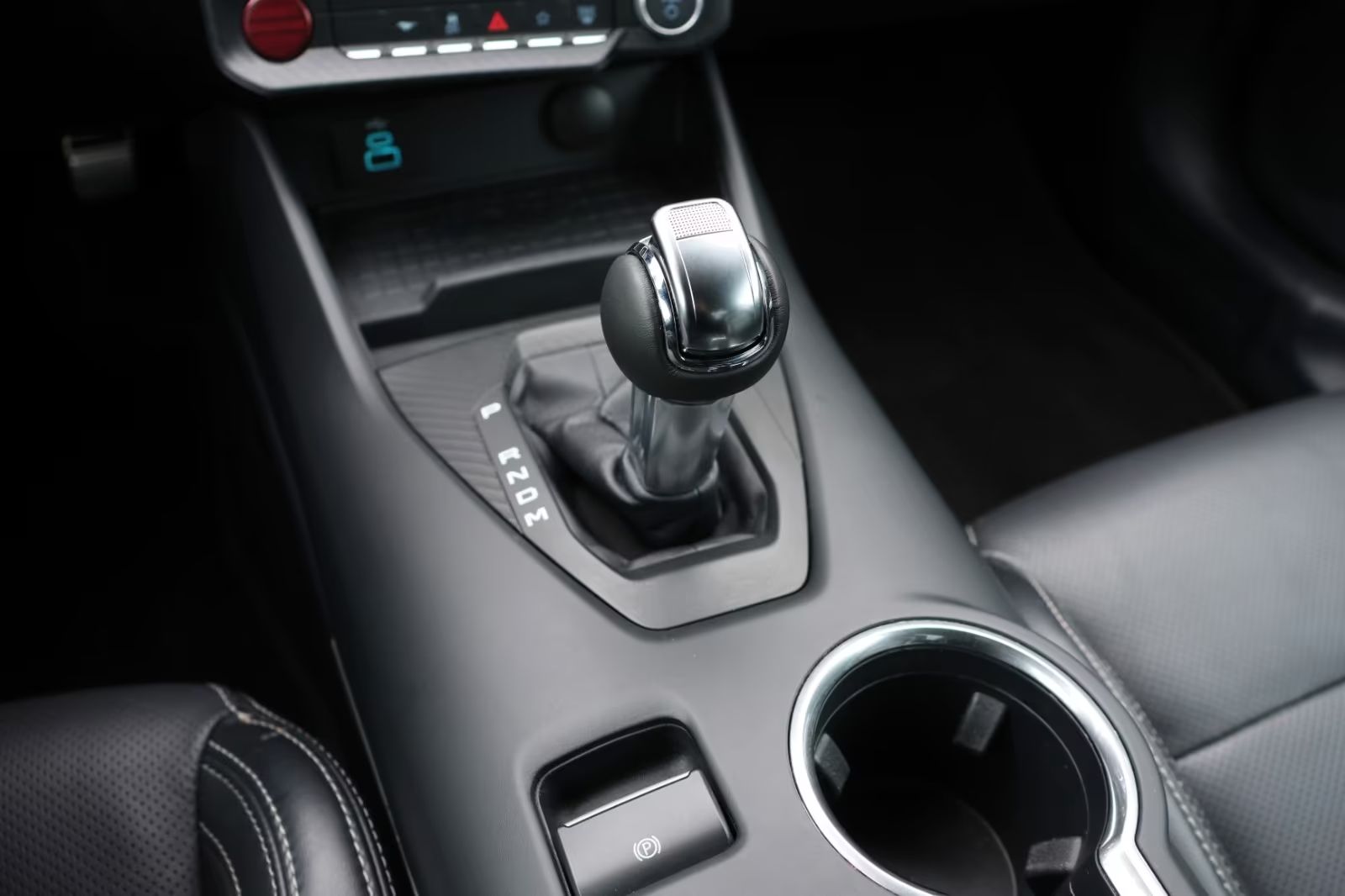 Ford Mustang 5.0 V8/Nový MODEL