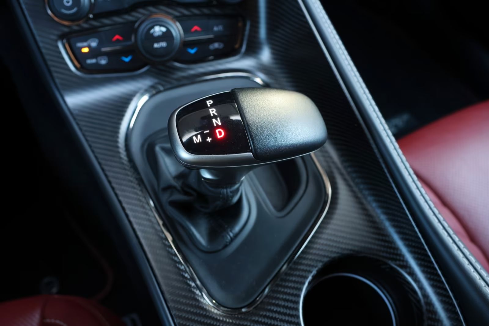 Dodge Challenger SRT Hellcat Jailbreak WideBody