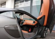 McLaren 570S 3.8 V8 kupé/karbon