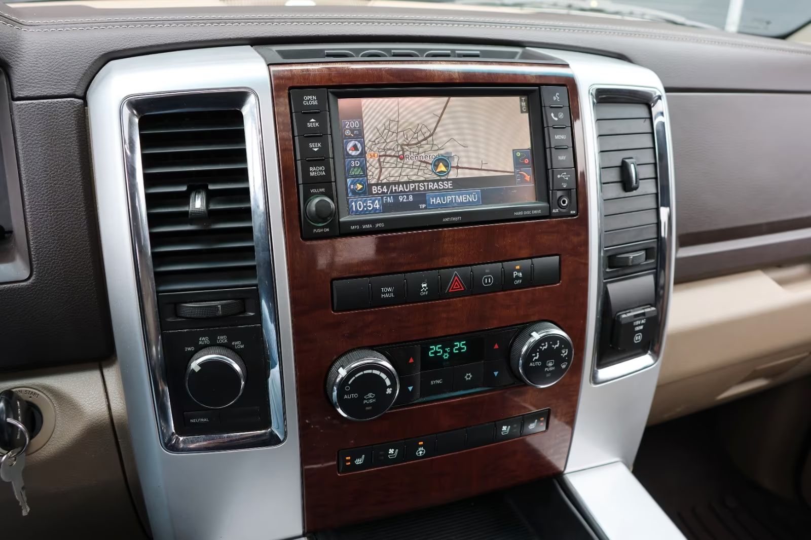 Dodge RAM 2500 5.7 LPG Laramie 4×4/ALPINE/Tažné