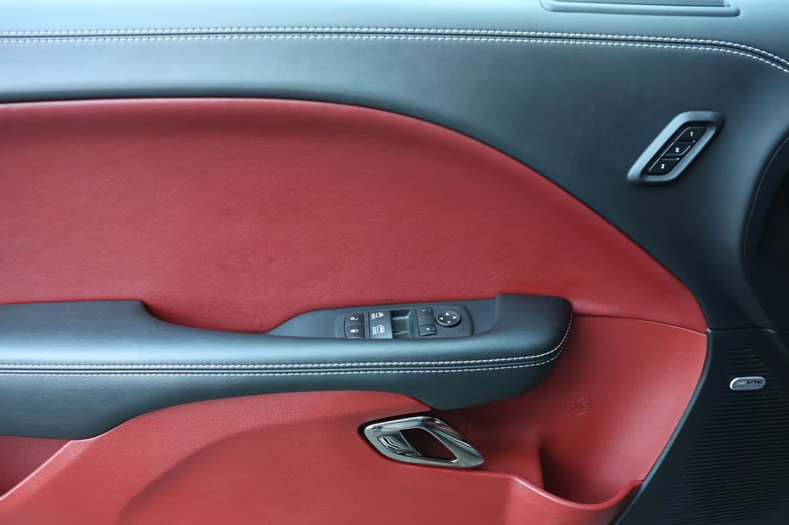 Dodge Challenger SRT Hellcat Jailbreak WideBody