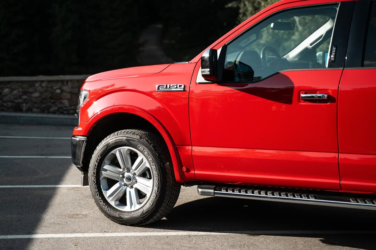 Ford F 150  5.0 LARIAT 4×4/ACC/Tažné/360°kamera