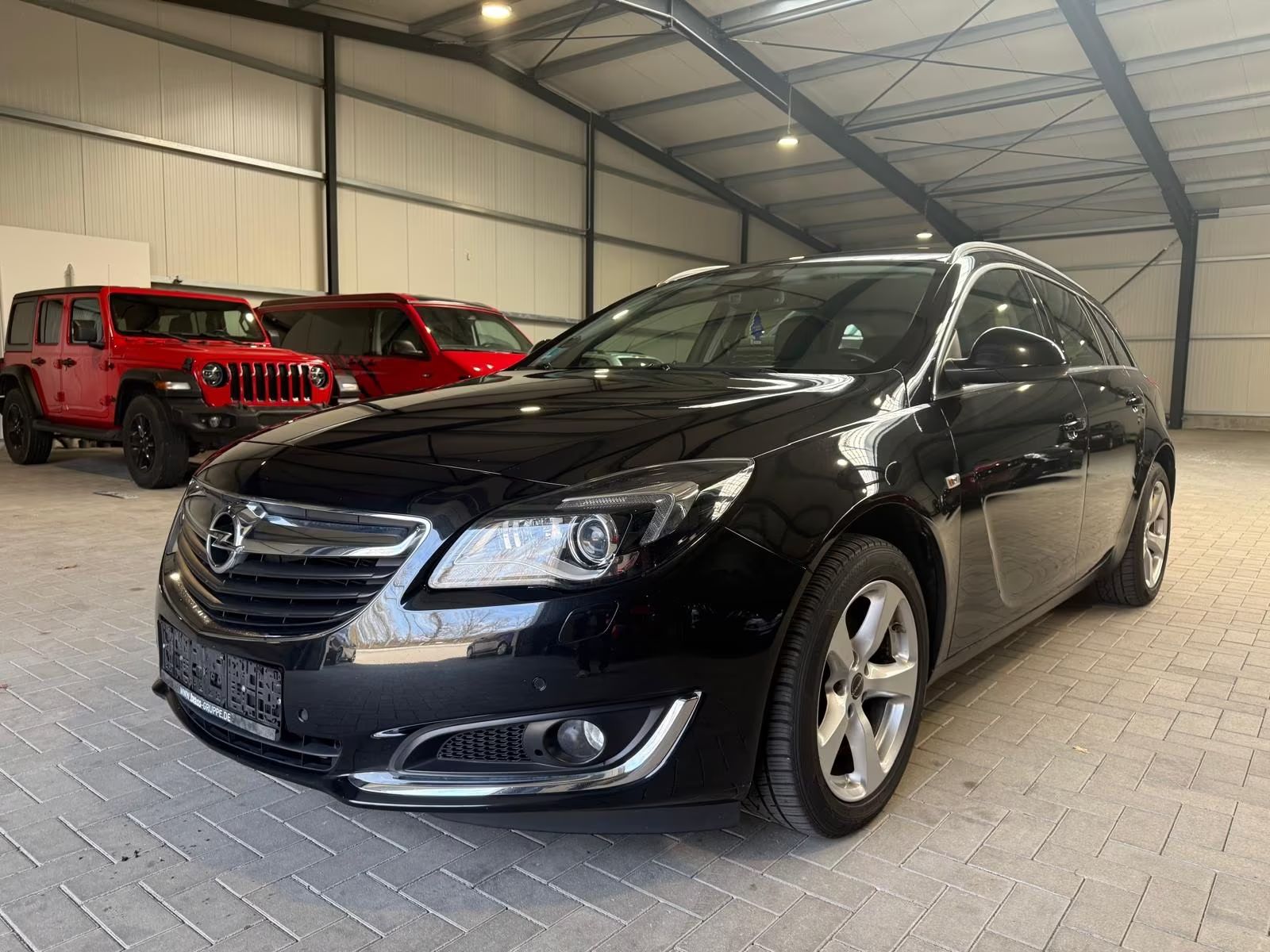 Opel Insignia Sports Tourer Automat,tažné