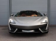 McLaren 570S 3.8 V8 kupé/karbon