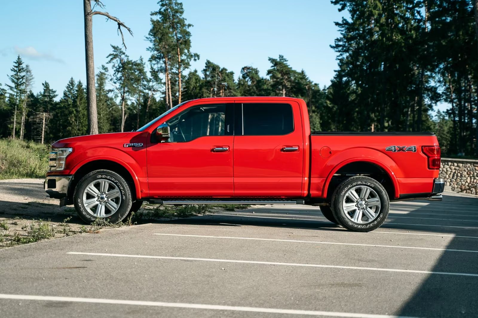 Ford F 150  5.0 LARIAT 4×4/ACC/Tažné/360°kamera
