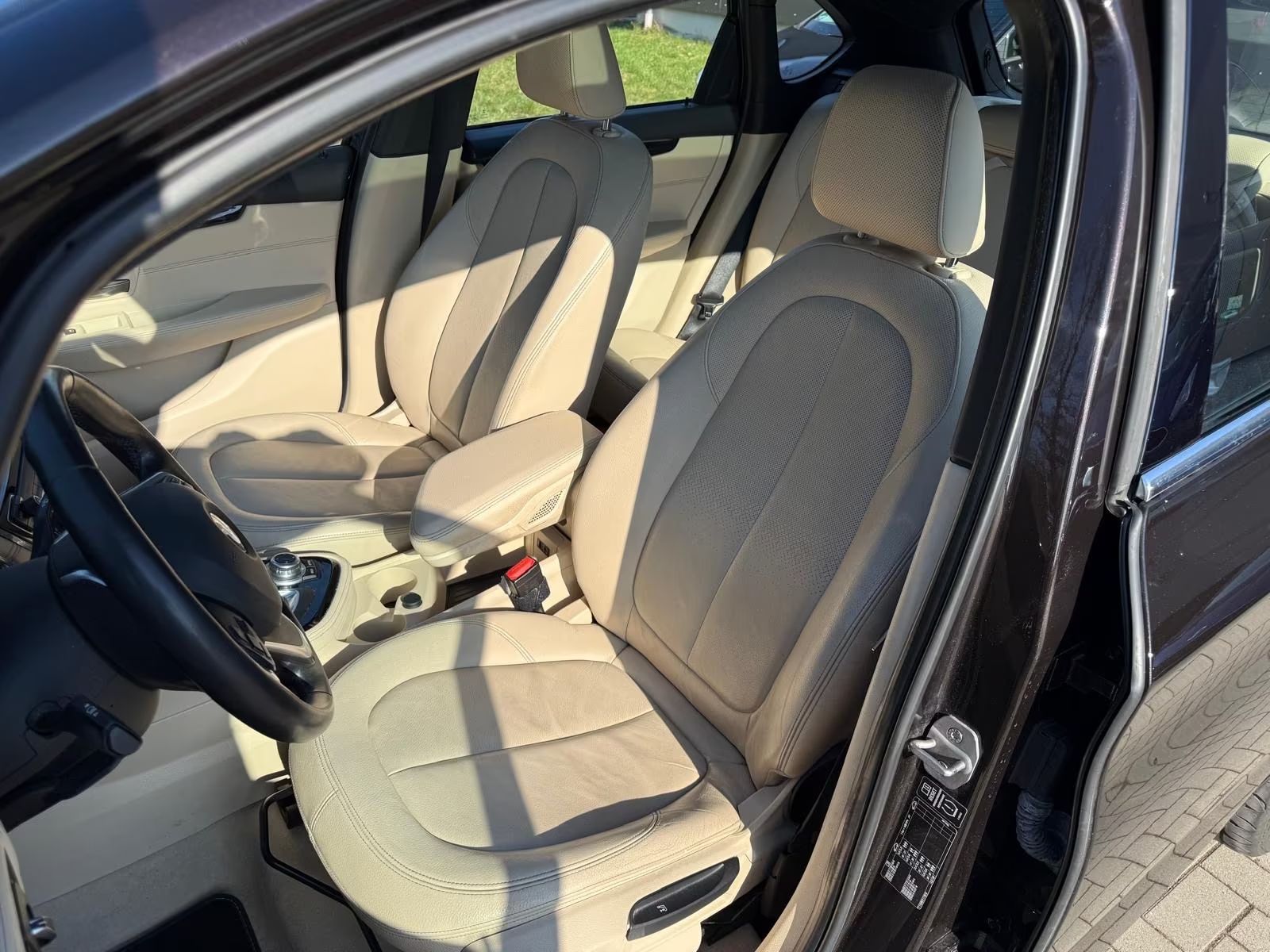 BMW 218 2 Active Tourer 218 d Luxury Line Tažné