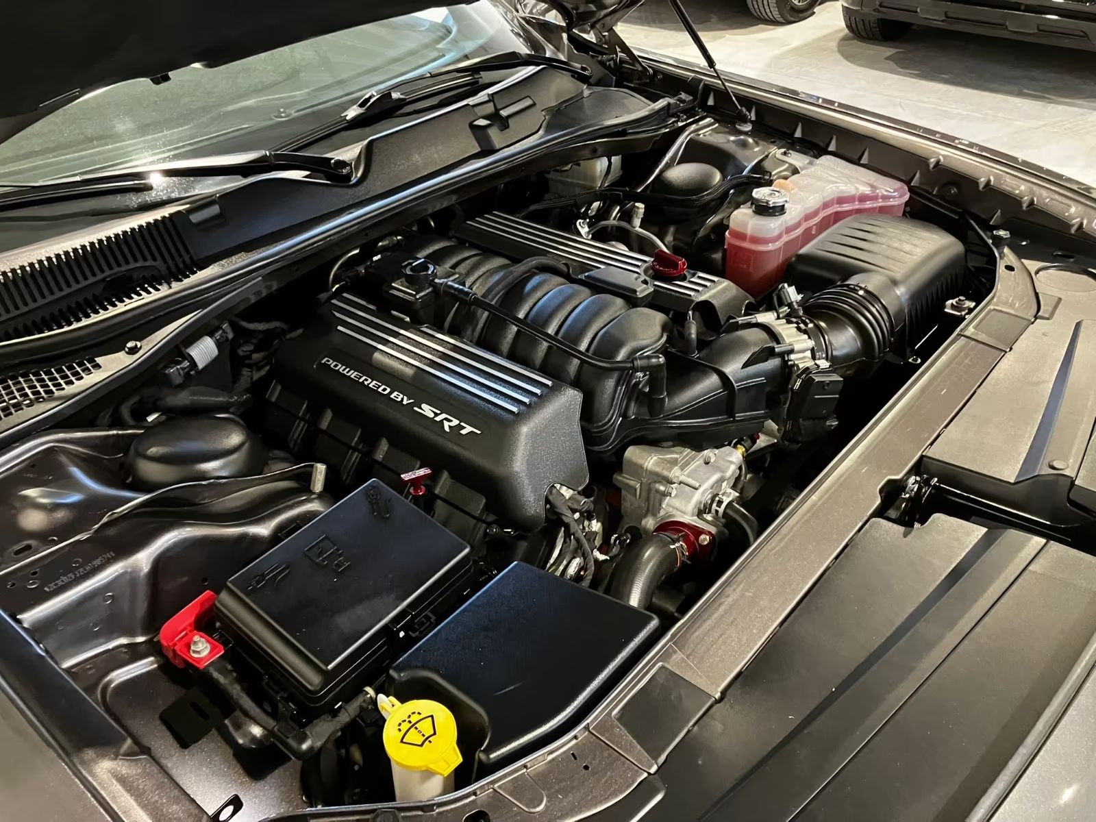 Dodge Challenger 6.4 Orig Widebody SRT Automat kůže