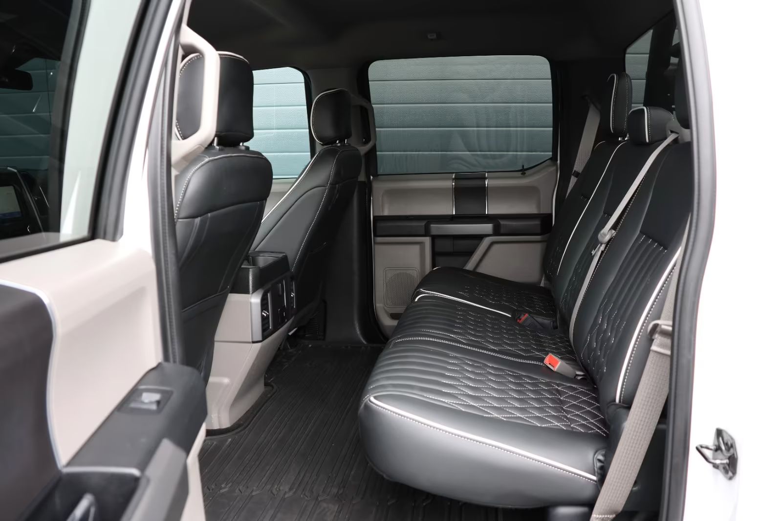 Ford F 150 5.0 V8 Raptor Optik/4×4/Tažné