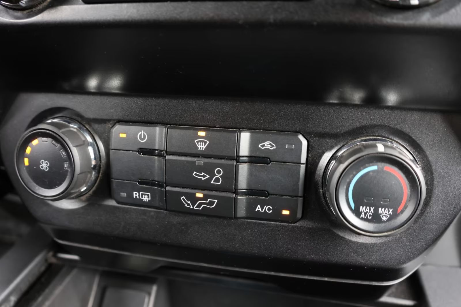 Ford F 150 5.0 V8 Raptor Optik/4×4/Tažné